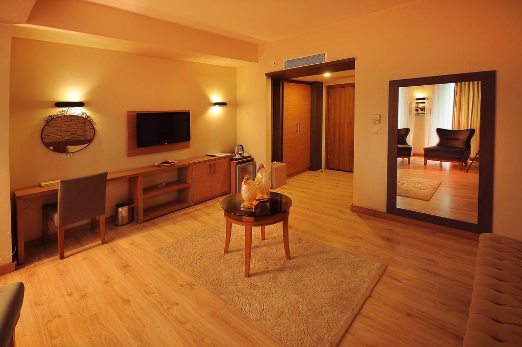 Imperial Park Hotel Izmit Phòng bức ảnh