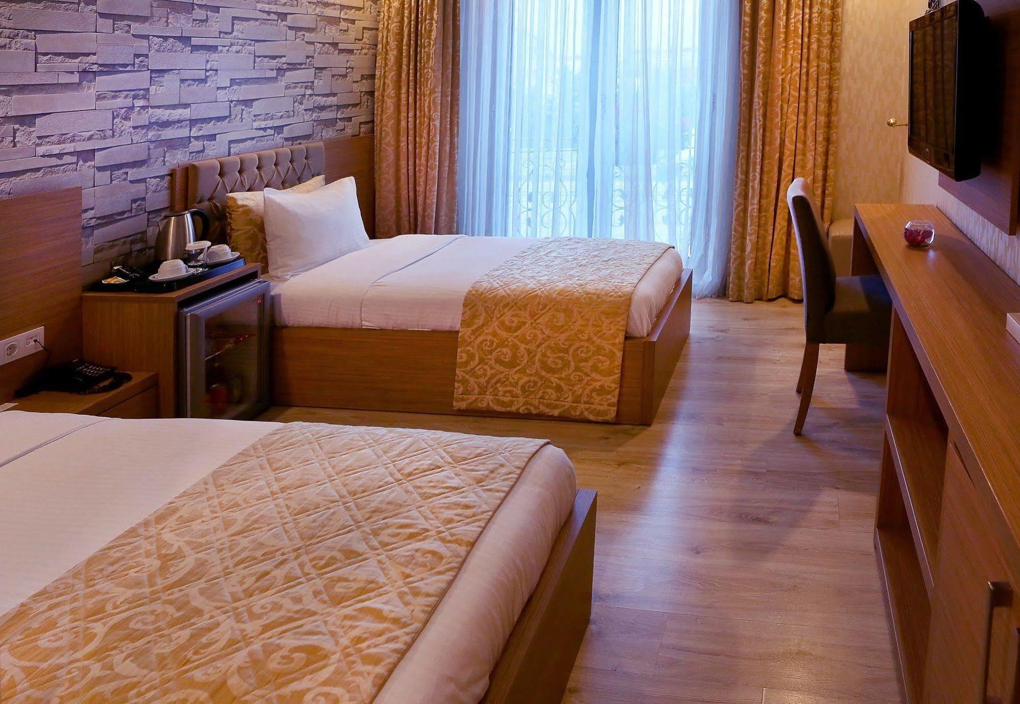 Imperial Park Hotel Izmit Ngoại thất bức ảnh